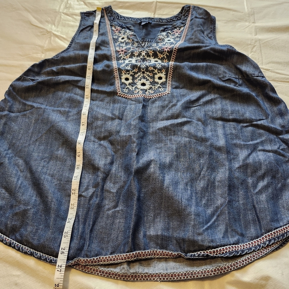 J. Jill Size 1X Embroidered Denim Sleeveless Top - Picture 5 of 7